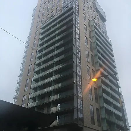Platinum Towers E 4* Varşova