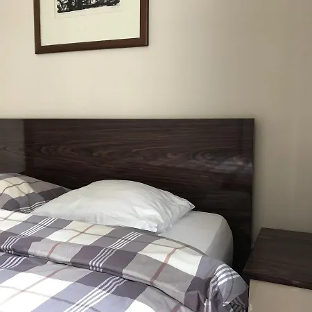 Platinum Towers E Apart Otel Varşova