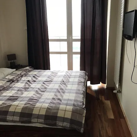 Platinum Towers E Aparthotel 4*